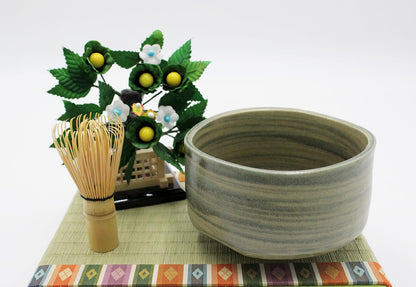 Japanese Traditional Handcrafted Matcha Chawan Tea Bowl Cup Ceremony Tableware Pottery (Fukamidori)