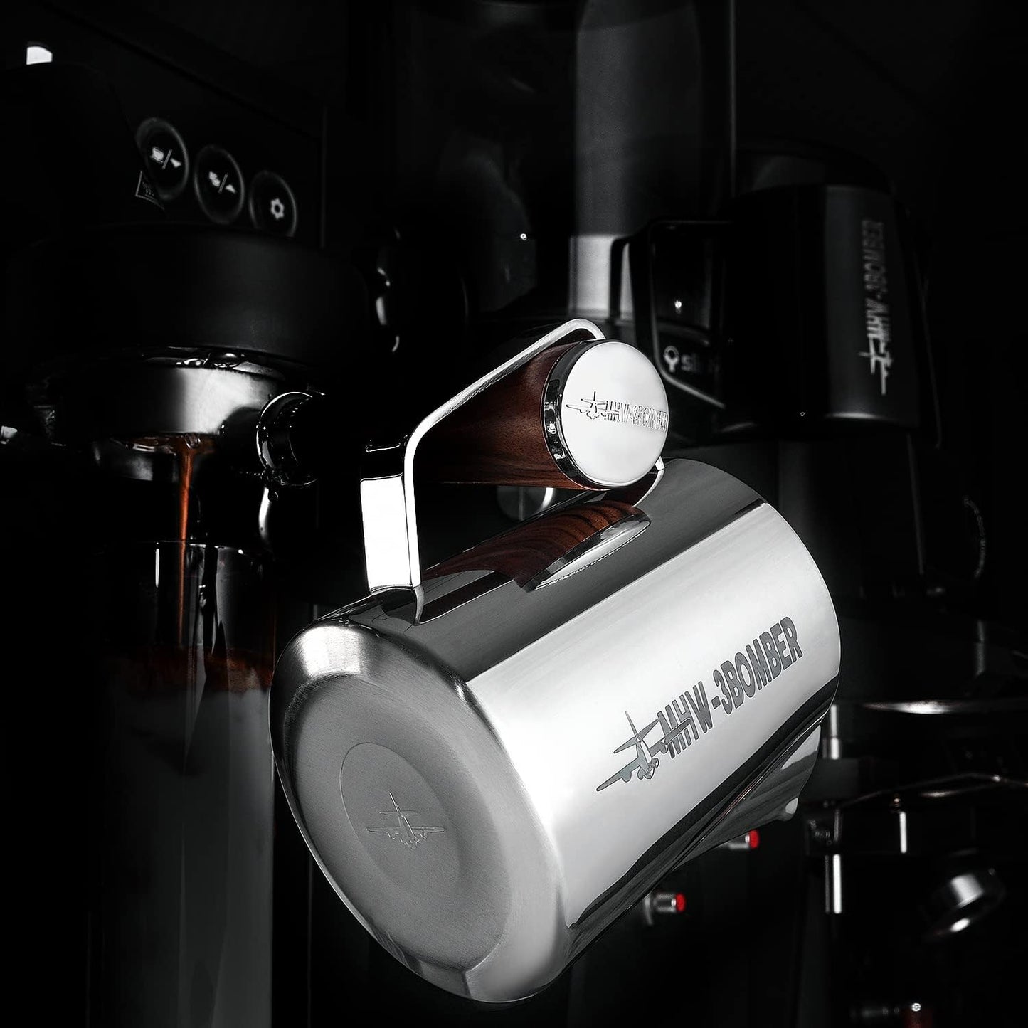 MHW-3BOMBER Milk Frothing Pitcher, 20oz/600ml Milk Frother Cup for Barista, SUS304 Stainless Steel Espresso Steaming Pitchers for Milk/Coffee/Latte Art, P3004S-OS