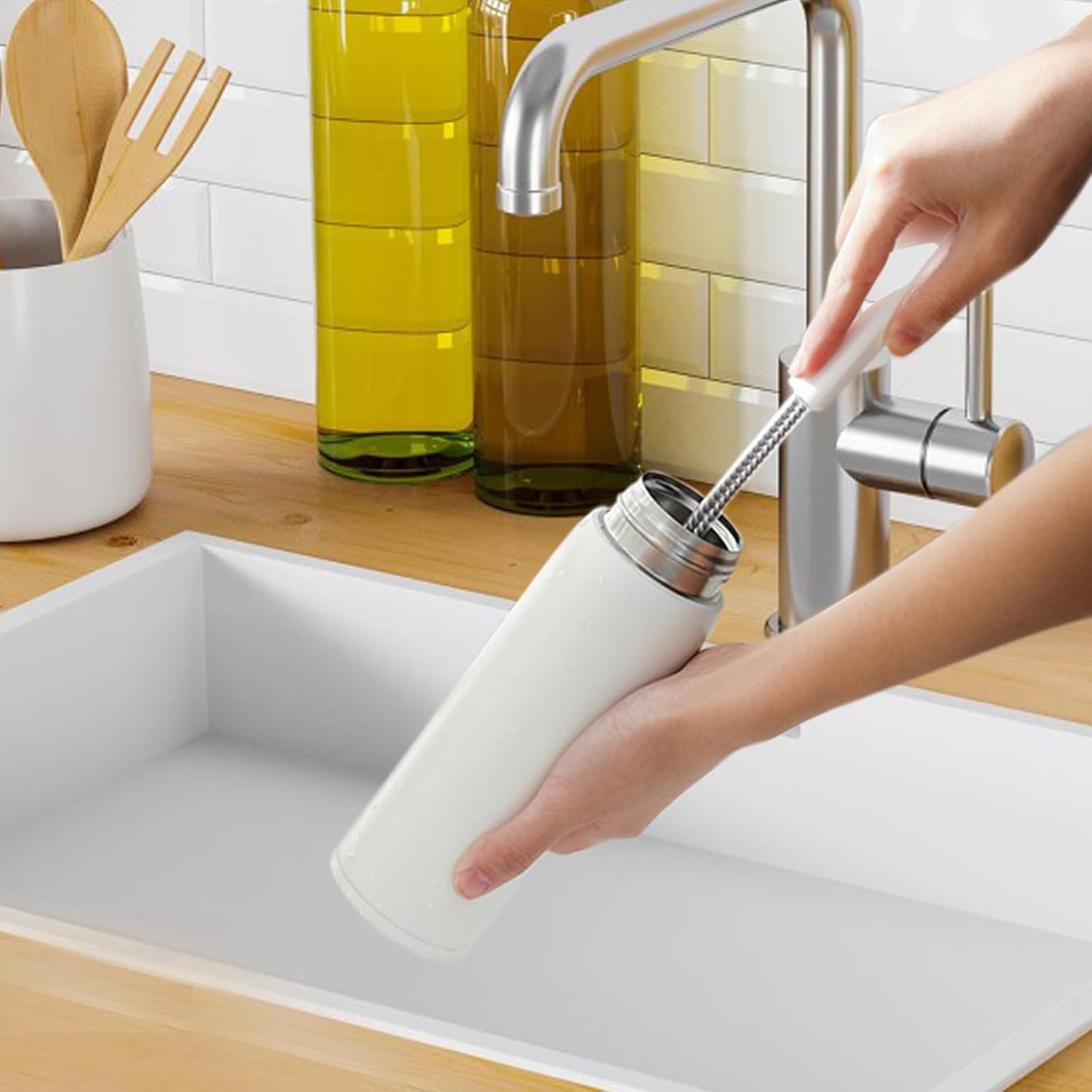 16 inches Long Handle Black Bottle Cleaning Brushes - Perfect for Baby Bottles, Sports Bottles, Glassware, Mugs, Jars, and Stemware (1-pc)