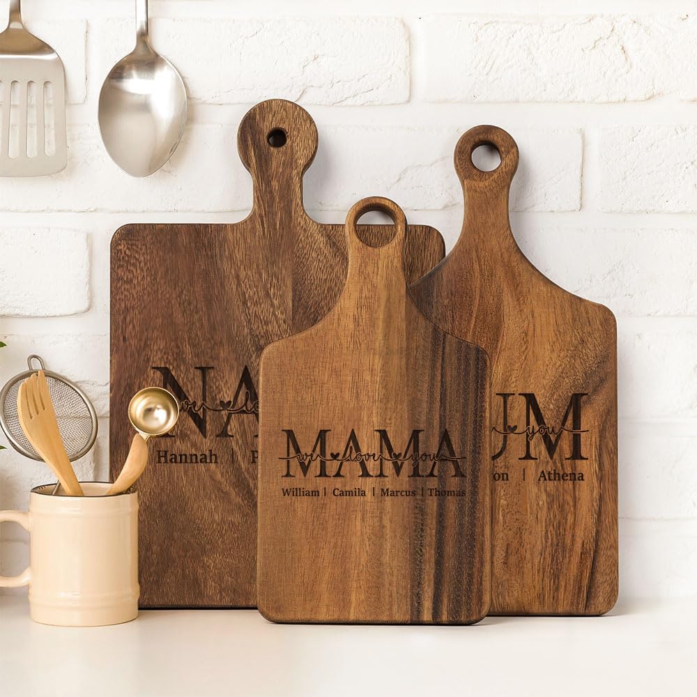 callie Personalized Cutting Board for Grandma, Mom, Wooden Chopping Board with Family Member Names, Mother's Day, Christmas, Birthday Gifts for Women (S, M, L)