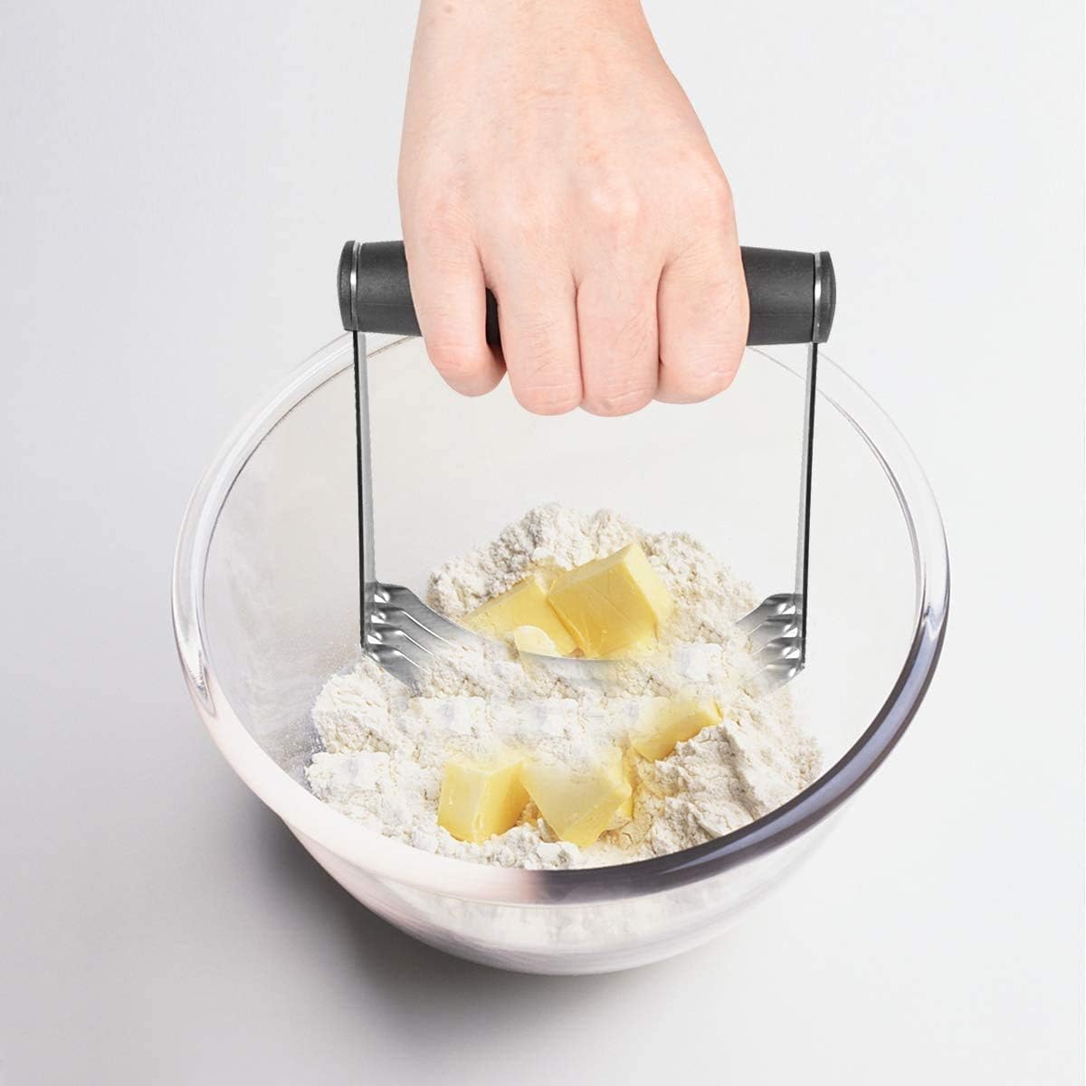 iNeibo Professional Baking Tools Biscuit Cutter Set Dough Blender/Cutter Round Cookies Cutter with Handle + Pastry Scraper+Egg Separator Heavy Duty Baking Dough Tools Pastry Utensils (Baking Tools)