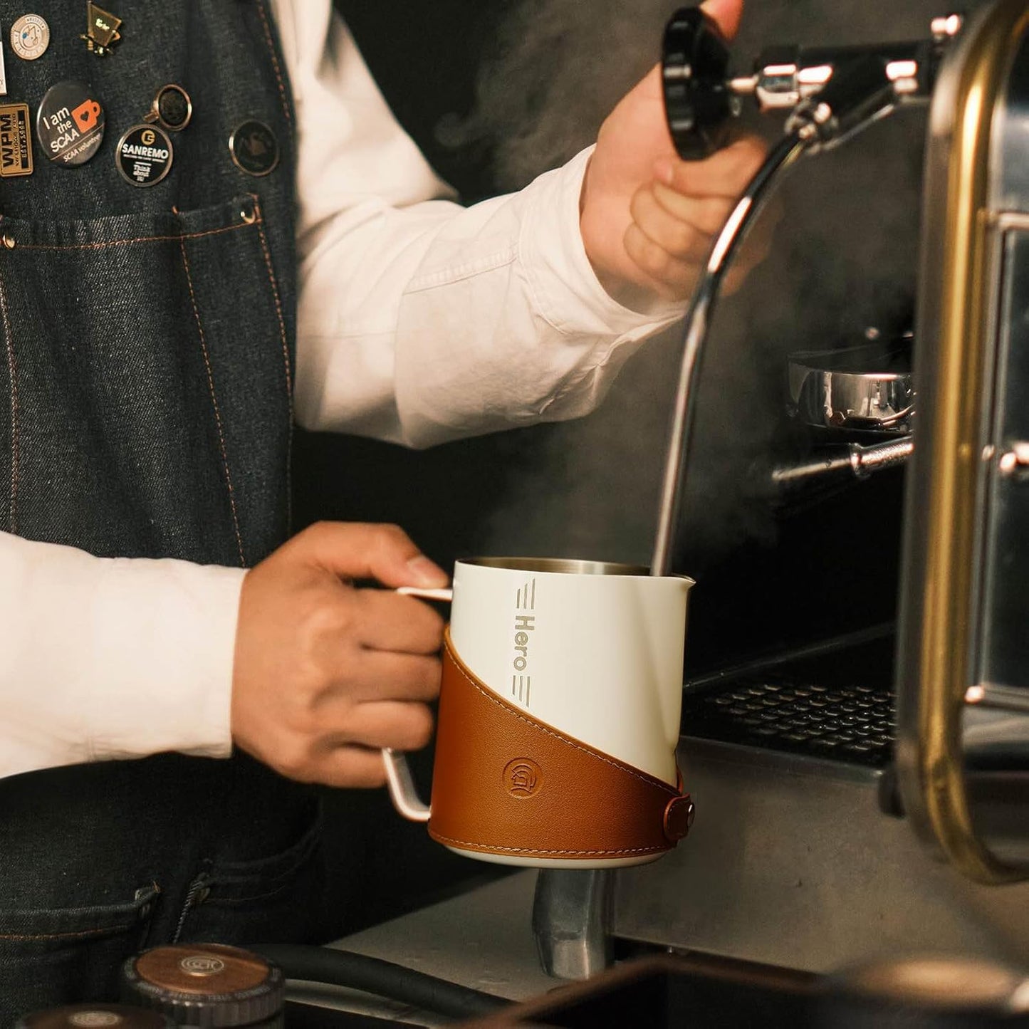 Milk Frothing Pitcher 450ml/16oz 304 Stainless Steel Espresso Steaming Pitcher with PU Leather, Milk Frothing Jug,milk frother cup,Milk Jug Cup,Premium Barista Tools,Latte Art (Black,16oz)