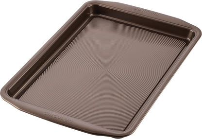 Circulon Nonstick Bakeware, Nonstick Cookie Sheet / Baking Sheet - 10 Inch x 15 Inch, Chocolate Brown