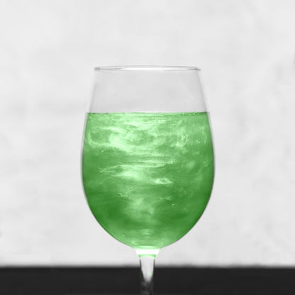 Bakell - Leaf Green Tinker Dust (4g, 1x Mini Spray Pump) Edible Glitter for Food, Desserts, and Beverages!