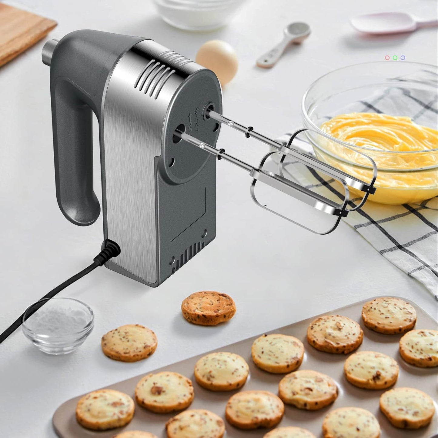 Hand Mixer Electric, 450W Kitchen Mixers with Scale Cup Storage Case, Turbo Boost/Self-Control Speed + 5 Speed + Eject Button + 5 Stainless Steel Accessories, For Easy Whipping Dough,Cream, Cake