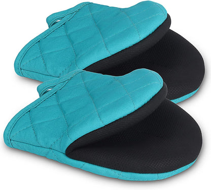 1 Pair Short Oven Mitts, Heat Resistant Silicone Kitchen Mini Oven Mitts for 500 Degrees, Non-Slip Grip Surfaces and Hanging Loop Gloves, Baking Grilling Barbecue Microwave Machine Washable