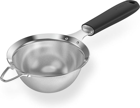 18/8 Stainless Steel Mesh Strainer: U-Taste 3.9 Inch Kitchen Fine Mesh Sieve Food Colander with Riveted Sturdy Silicone Handle and 30 Mesh Hole for Straining Flour, Quinoa, Tea, Juice (Black)