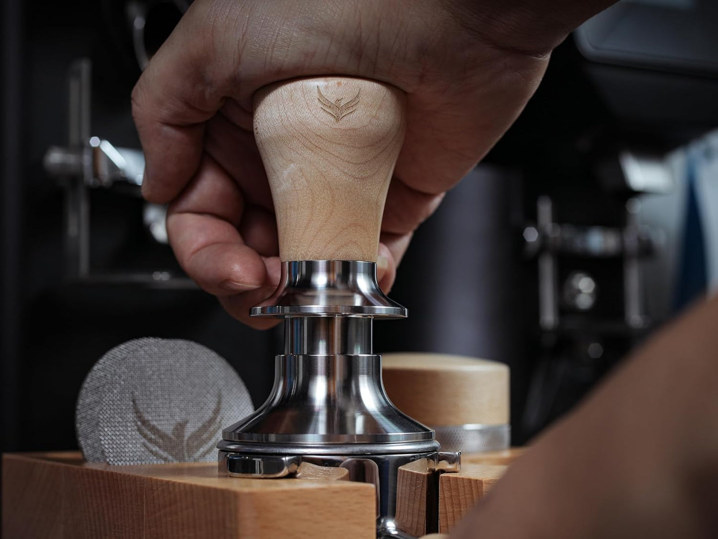 51 mm Tamper Tool Espresso Spring Loaded Calibrated Coffee Tamper Compatible With Delonghi, Casabrews, Smeg and more Espresso Machine Accessories