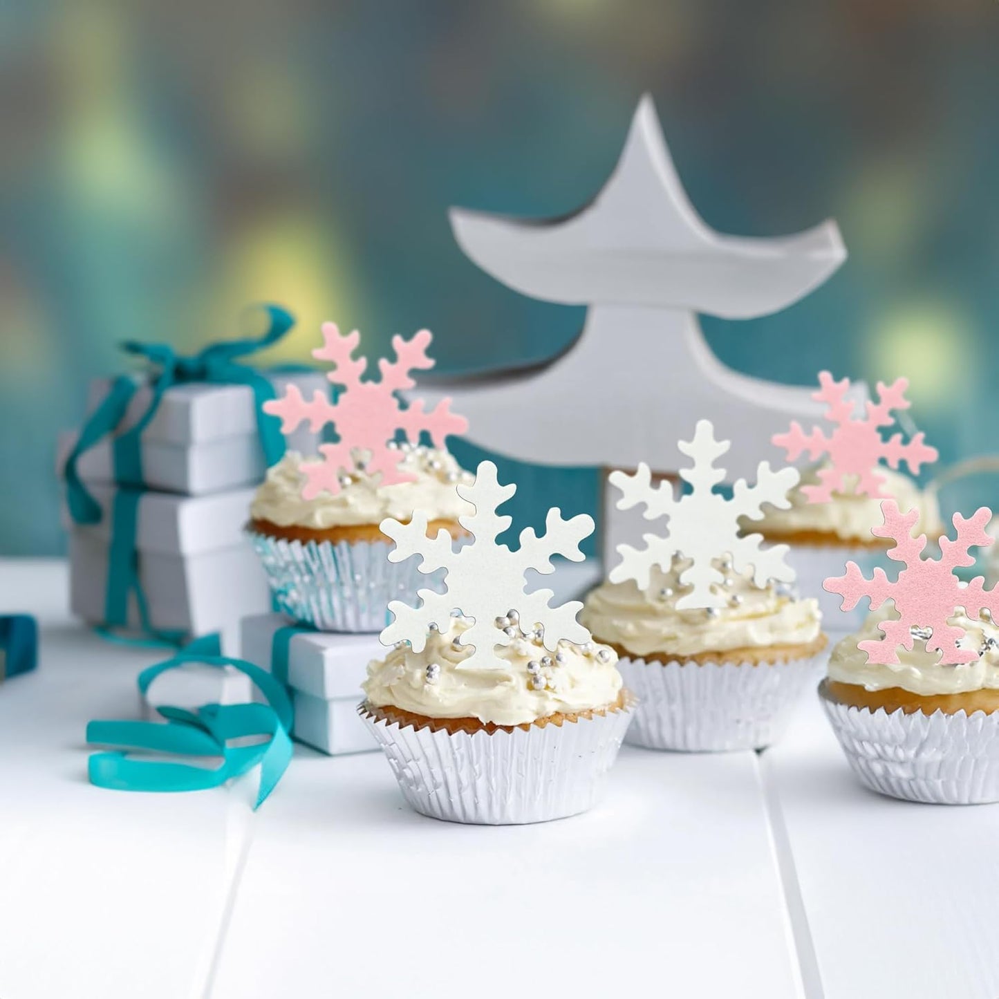 Gyufise 50Pcs Pink Edible Cupcake Cake Toppers Snowflake Cake Decorations for Christmas Winter Frozen Theme Party Supply Decoration Pink White