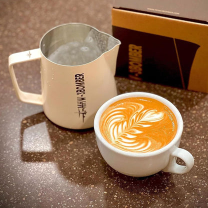 MHW-3BOMBER Milk Frothing Pitcher 600ml/20oz Espresso Steaming Pitcher Stainless Steel Frothing Cup Capuccino Latte Art Pitcher, Green P5030-OS