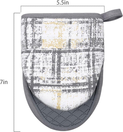 Mini Silicone Oven Mitts, Heat and Slip Resistant Kitchen Gloves 2-Pack Set, Vintage Plaid Soft Oven Mittens, Flexible Pot Holders for Cooking Baking and Grilling (Vintage Grey)