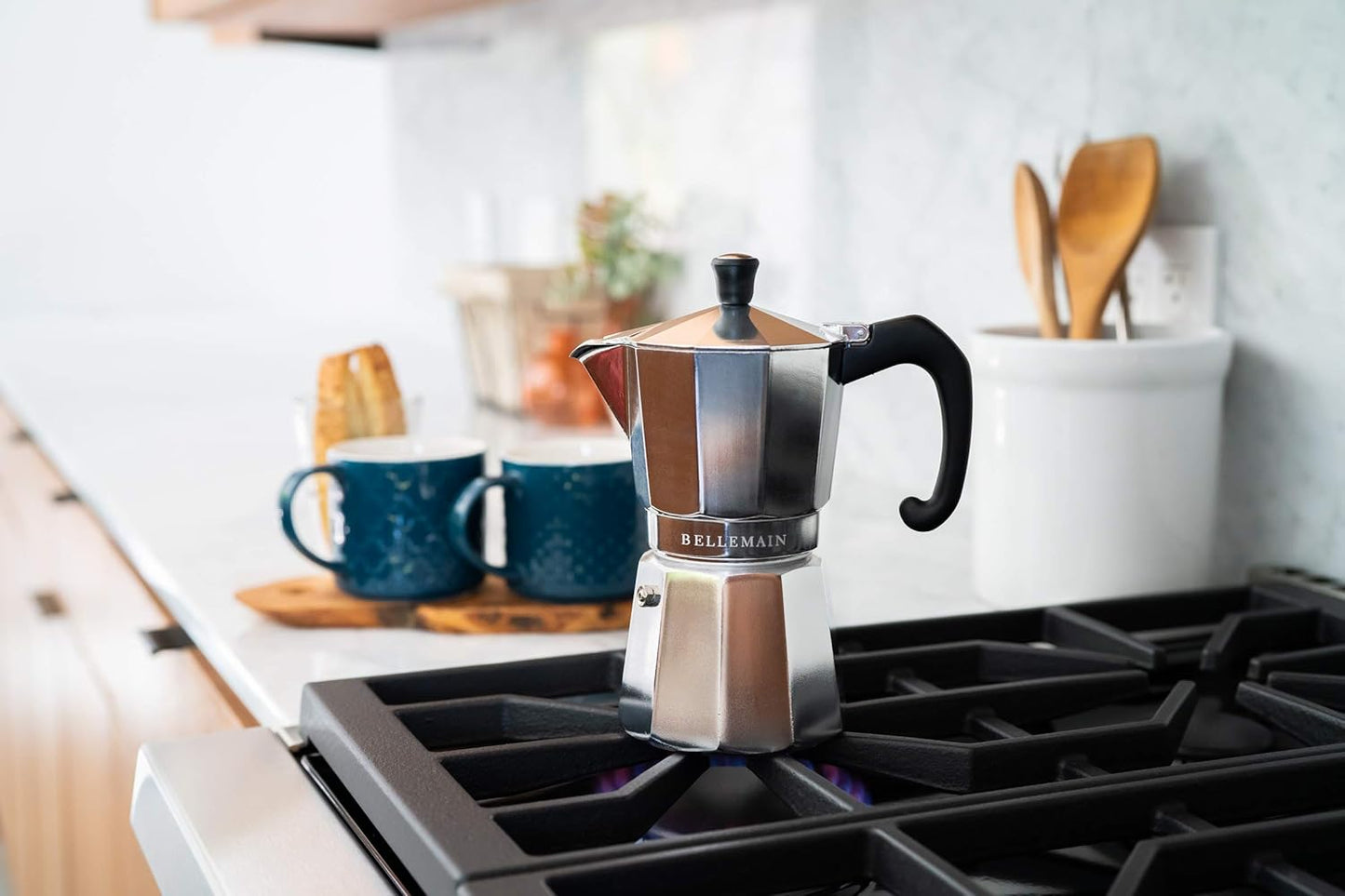 Bellemain Stovetop Espresso Maker | Italian Moka Pot Espresso Maker, Classic Aluminum Design Mocha Pot for Home Brewing & Camping | Easy to Use & Clean - 6-Cup, Silver