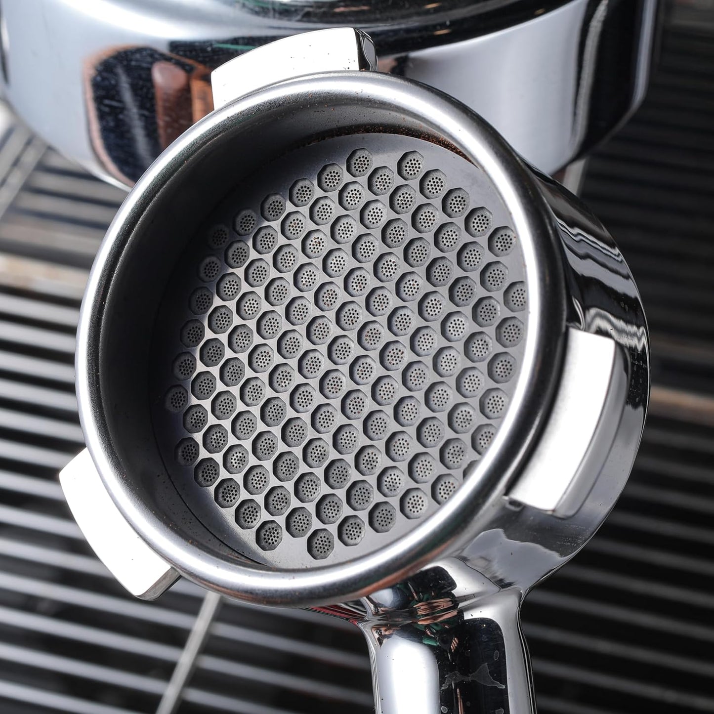 58mm Magnetic Espresso Portafilter Dosing Funnel and Puck Screen Set Coffee Dosing Ring And Filter Compatible with 58mm Portafilter Basket Premium Espresso Machine Accessories