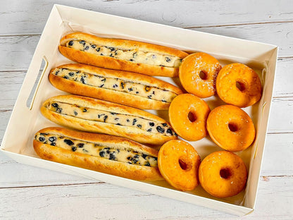 12-Pack 13" X 9" X 3" White Blyss Cookie Crate,Sturdy Cookie Serving Tray Great for Party Platters,Natural Kraft Paper Cardboard Tray use for Packaging and Hold Cookies,Take Out Container,Pack of 12