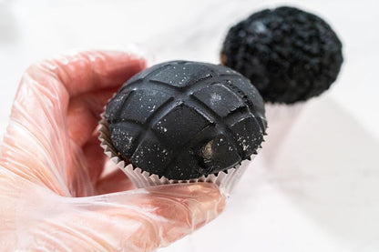 Bakerpan Premium Rolled Black Fondant for Cake Decorating - 2 Pounds, Vanilla Flavor