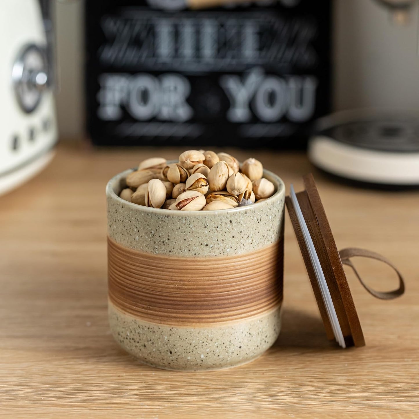 Coffee Storage Container Jar with Lid, Ceramic Kitchen Food Storage Jars with Airtight Lids for Spice Sugar Cookie, Stackable Decorative Jars for Coffee Countertop, 28 fl.oz