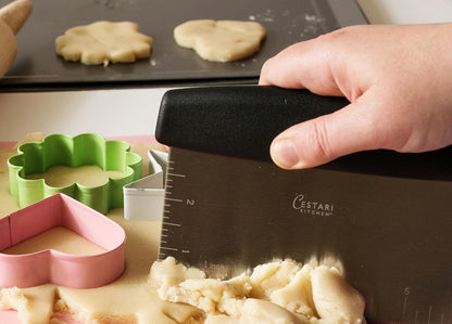 Dough Scraper : Professional Quality Heavy Duty Multi-Purpose Stainless Steel Bench Scraper, Perfect for Pastry, Pizza Dough, Bread Baking (6" Straight Edge)