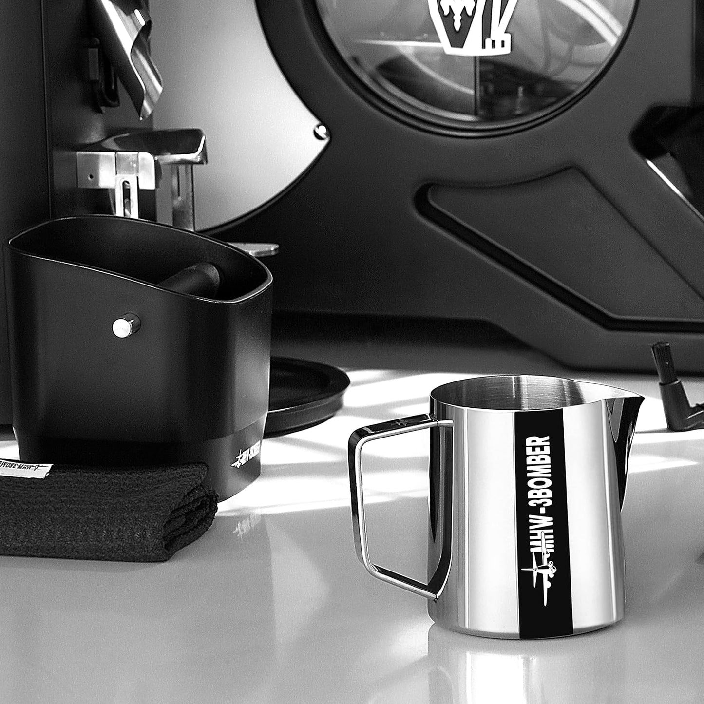 MHW-3BOMBER Espresso Steaming Pitcher Milk Frothing Pitcher Stainless Steel Milk Coffee Cappuccino Latte Art Barista Cup 13.5oz/400ml (Glossy) P5001S-OS