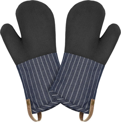 Cuisinart Heritage Kitchen Oven Mitts – Heat-Resistant Kitchen Mitts for Oven with Non-Slip Neoprene Palm, Long Cuff, and Cotton Filling – Durable Oven Gloves for Cooking, Baking, & Grilling